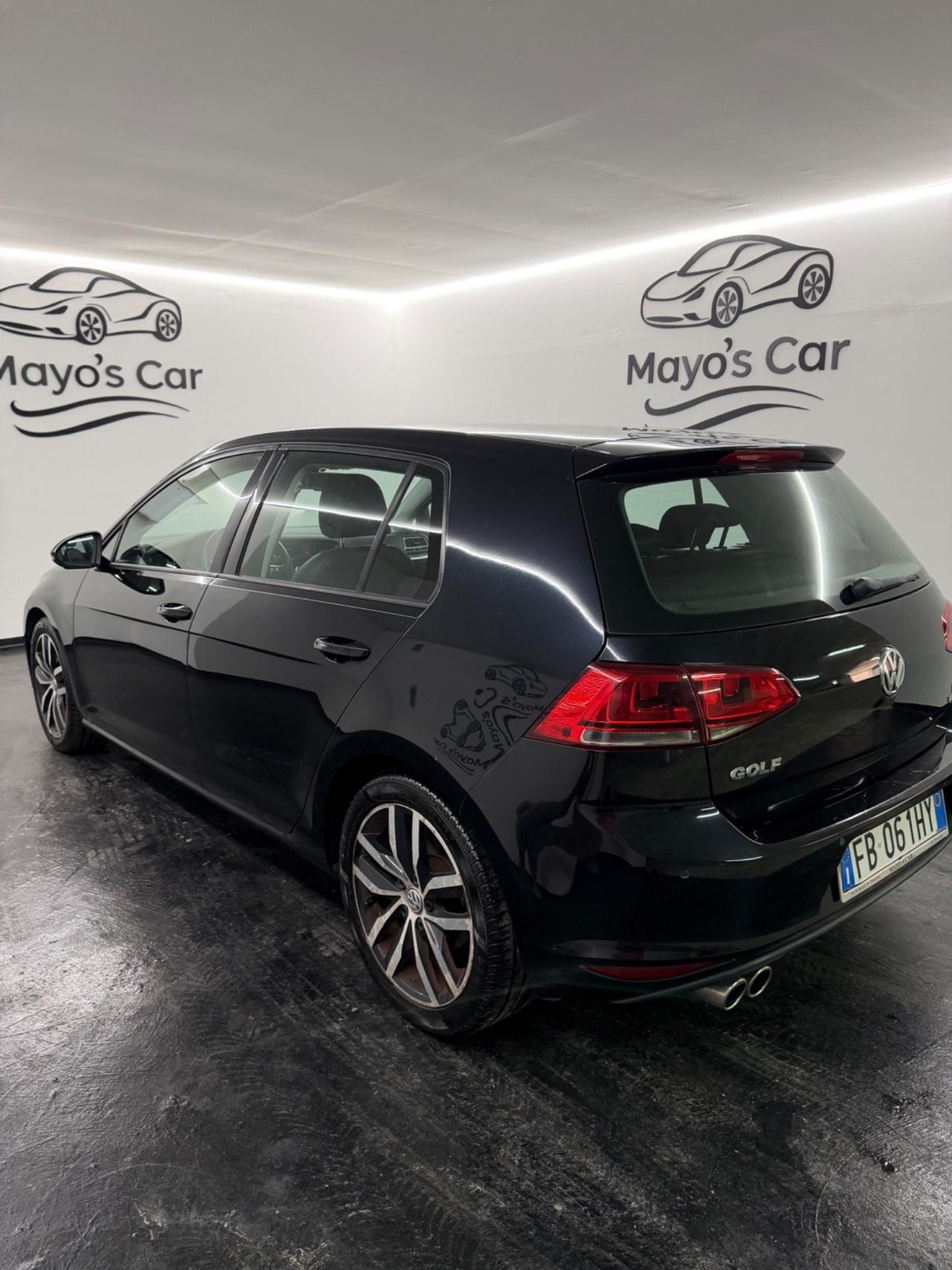 VOLKSWAGEN GOLF (anno 2013)
