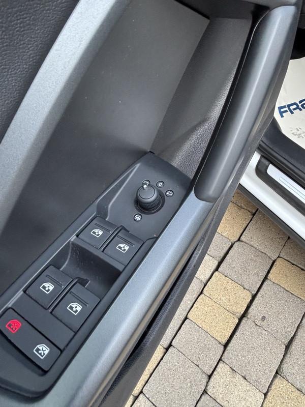 Audi Q3 Sportback 35 2.0 tdi S line edition s-tronic FULL LED-PHONE APPS-20"