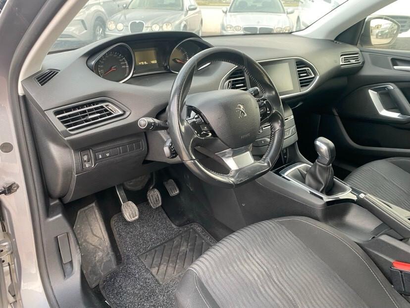 Peugeot 308 PureTech Turbo 110 S&S Access