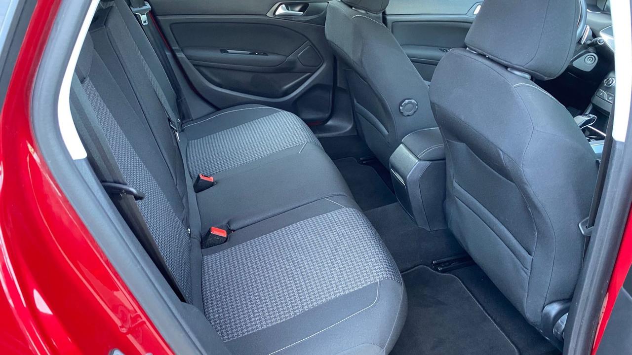 Peugeot 308 BlueHDi 130 S&S SW Active Business