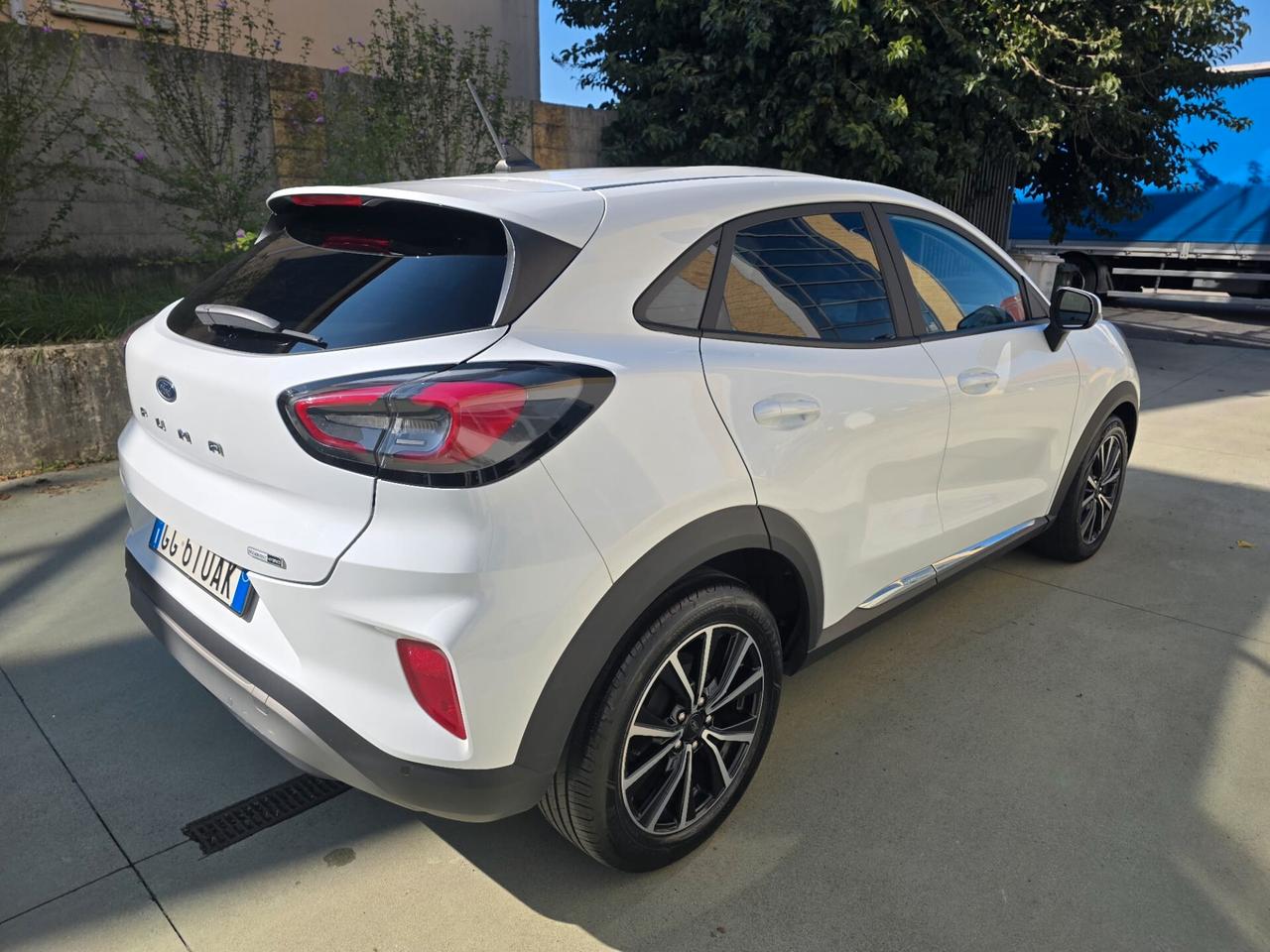 Ford Puma 1.0 EcoBoost Hybrid 125 CV S&S Titanium