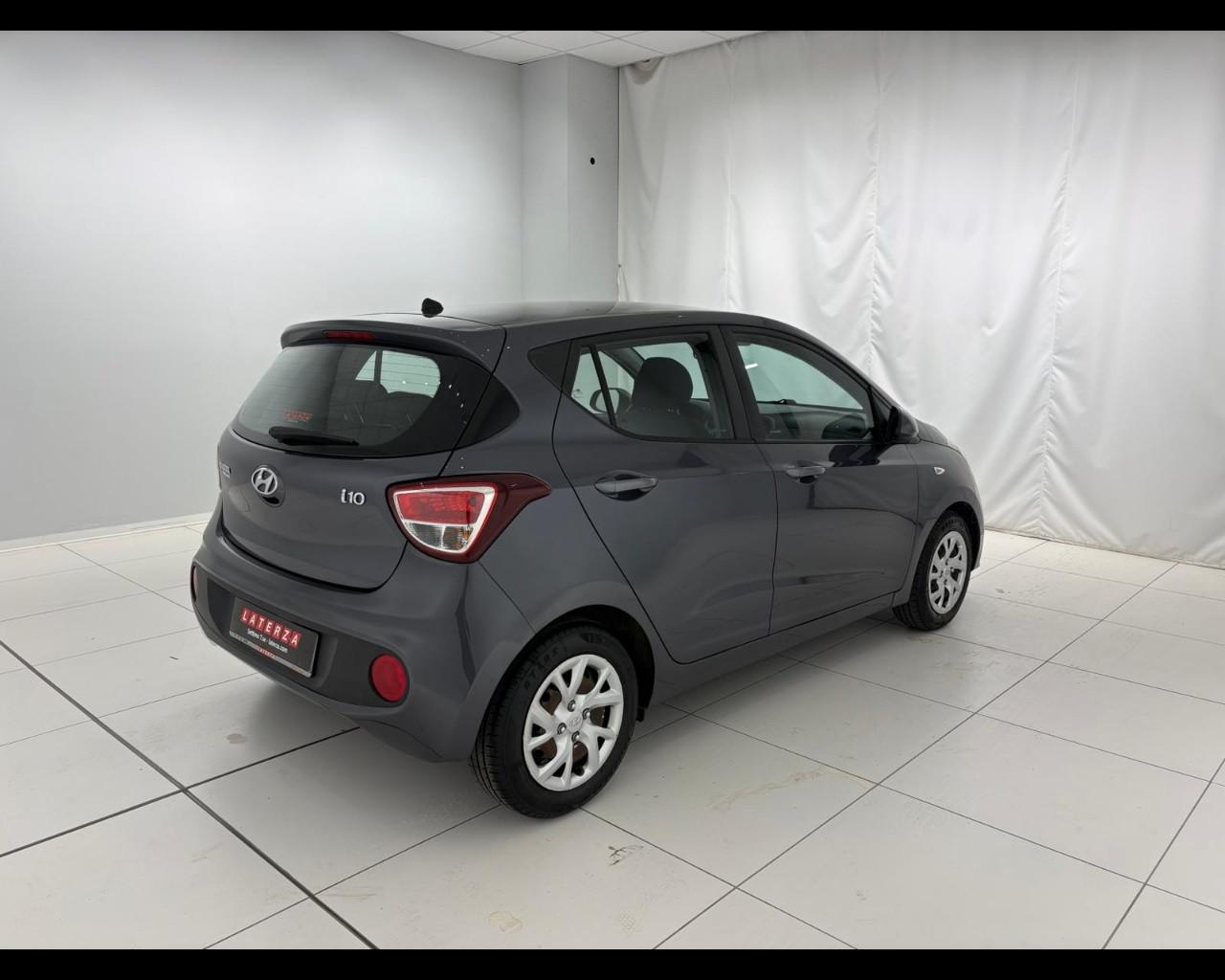 HYUNDAI i10 1.0 Tech