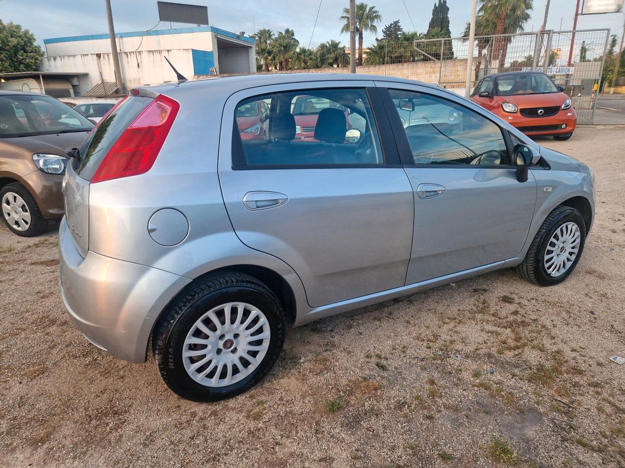 Fiat Grande Punto 1.4 METANO Dynamic - 2009