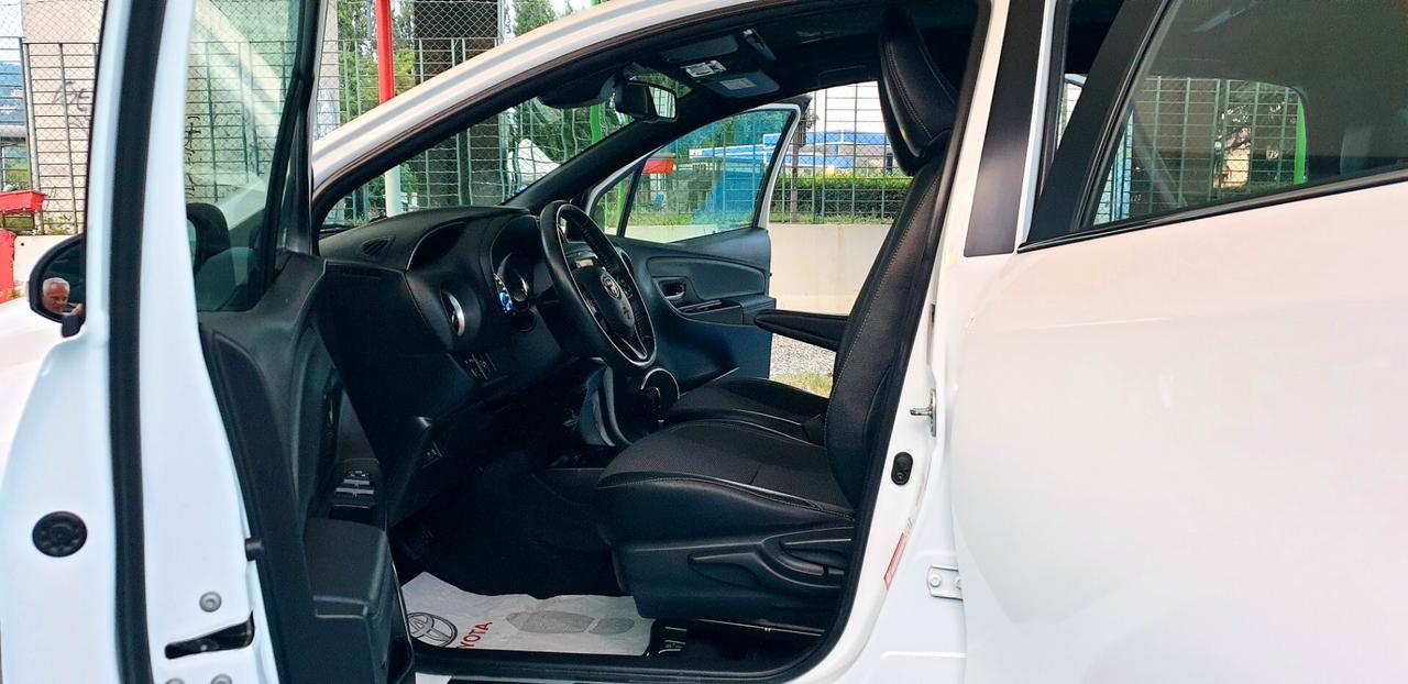 TOYOTA YARIS 1.5 BENZINA/HYBRID FULL OPTIONALKM71 MILA