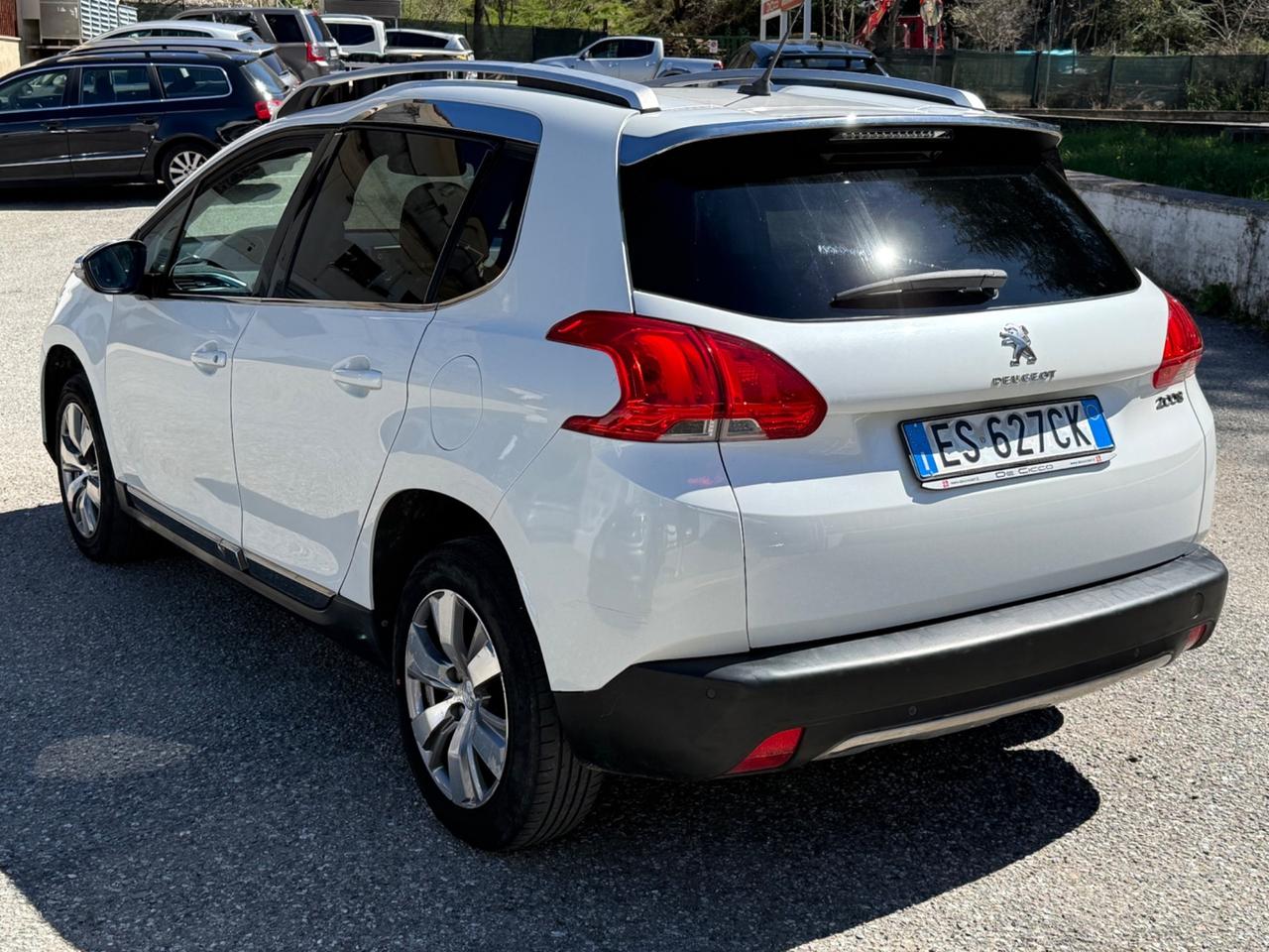 Peugeot 2008 1.2 VTi 82CV Allure