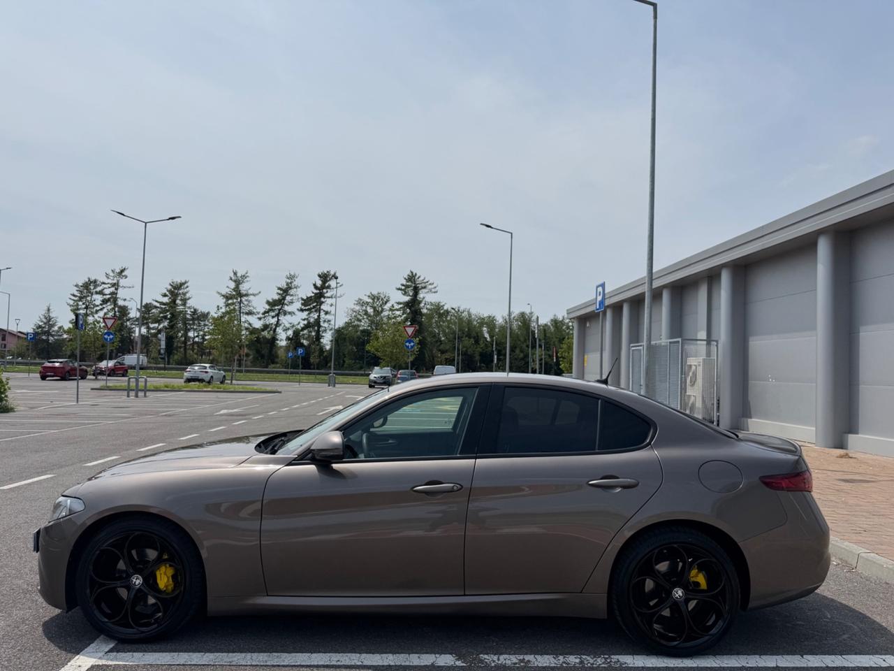 Alfa Romeo Giulia 2.2 Turbodiesel 180 CV Super