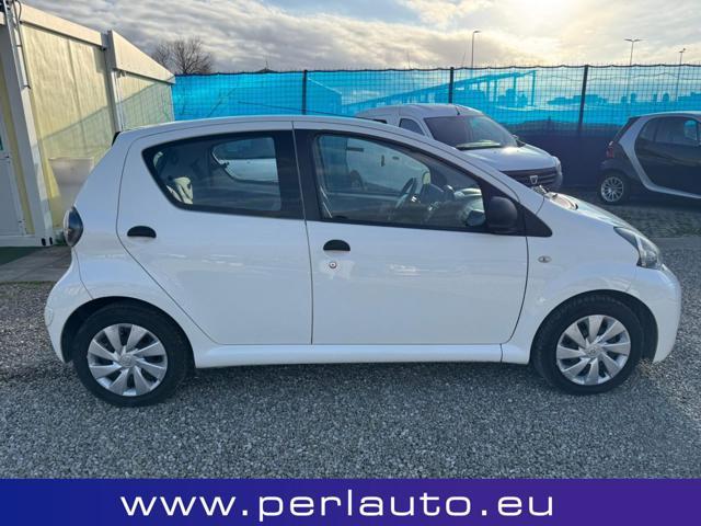 TOYOTA Aygo 1.0 12V VVT-i 5 porte Cool Soda Connect