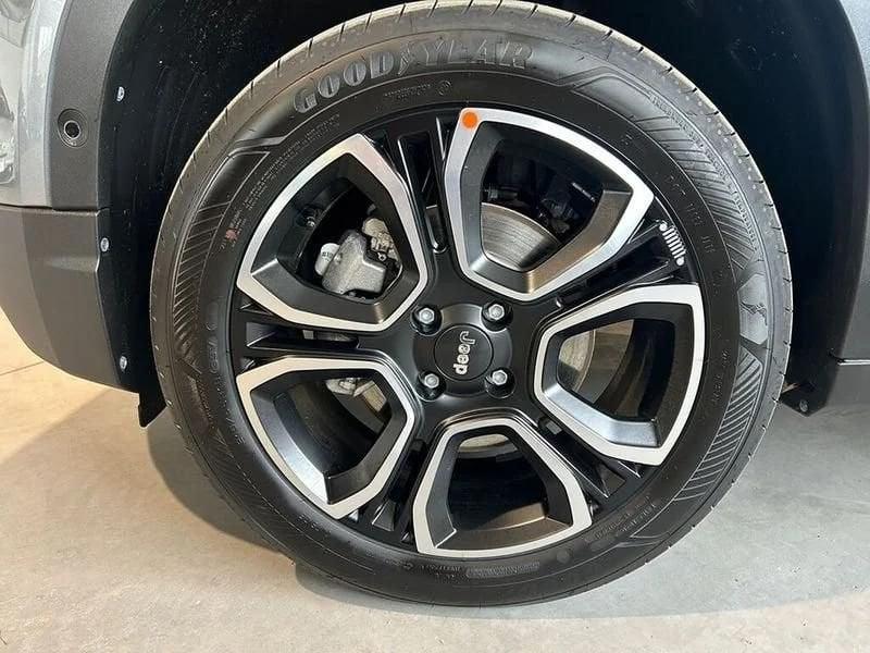 Jeep Avenger e-Hybrid 1.2 MHEV e-Hybrid Turbo Summit