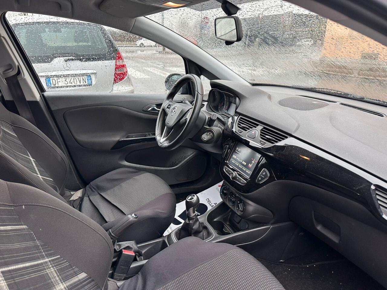 Opel Corsa 1.2 5 porte innovation