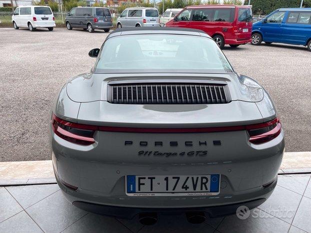 Porsche 911 Targa 3.0 4 GTS PDK - Grigio Modegrau