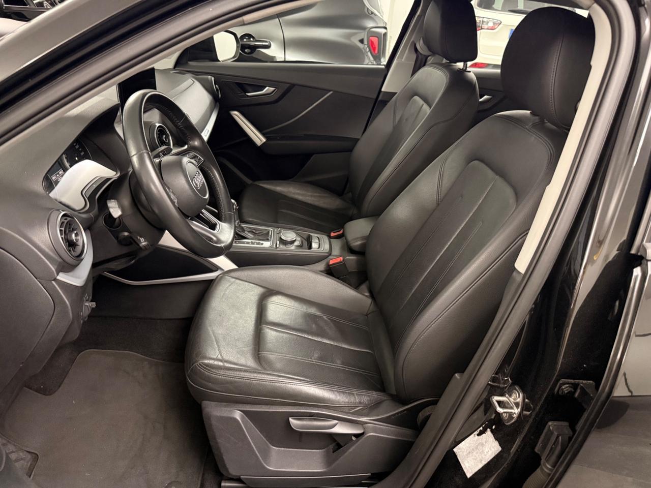Audi Q2 30 TDI S tronic Business