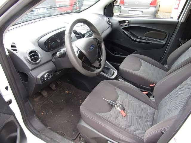 Ford Ka/Ka+ Ka + 1.2 70cv