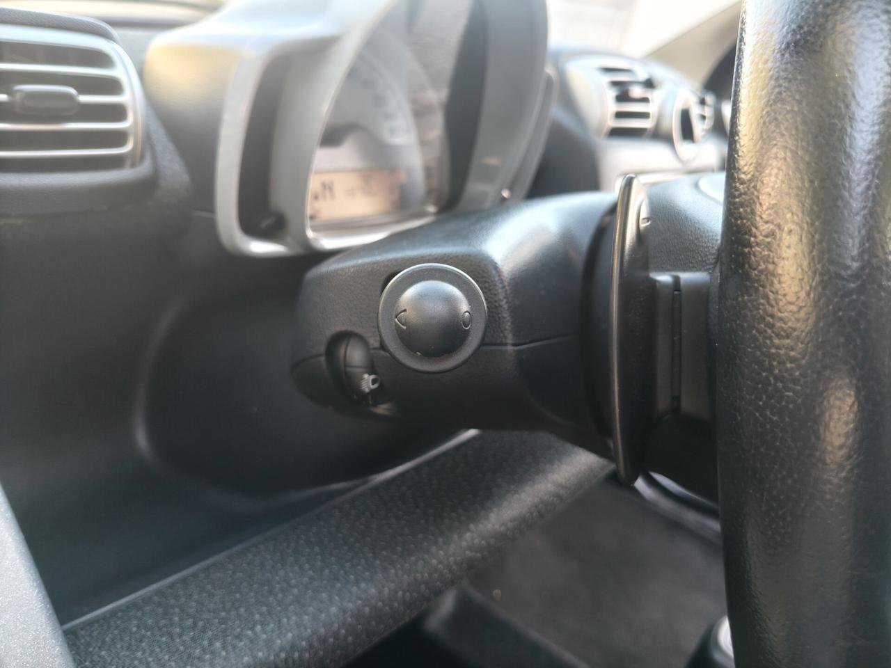 Smart ForTwo 800 cdi SOLO 132.000 KM