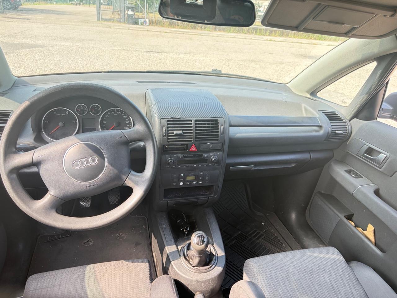 Audi A2 1.4 TDI NEOPATENTATI