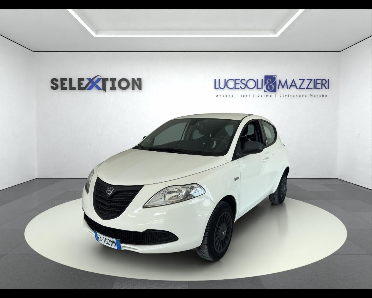 LANCIA Ypsilon 3ª serie - Ypsilon 0.9 TwinAir 85 CV 5 porte Metano
