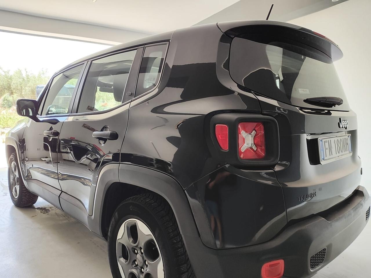Jeep Renegade 1.6 Mjt 120 triumph autocarro iva de
