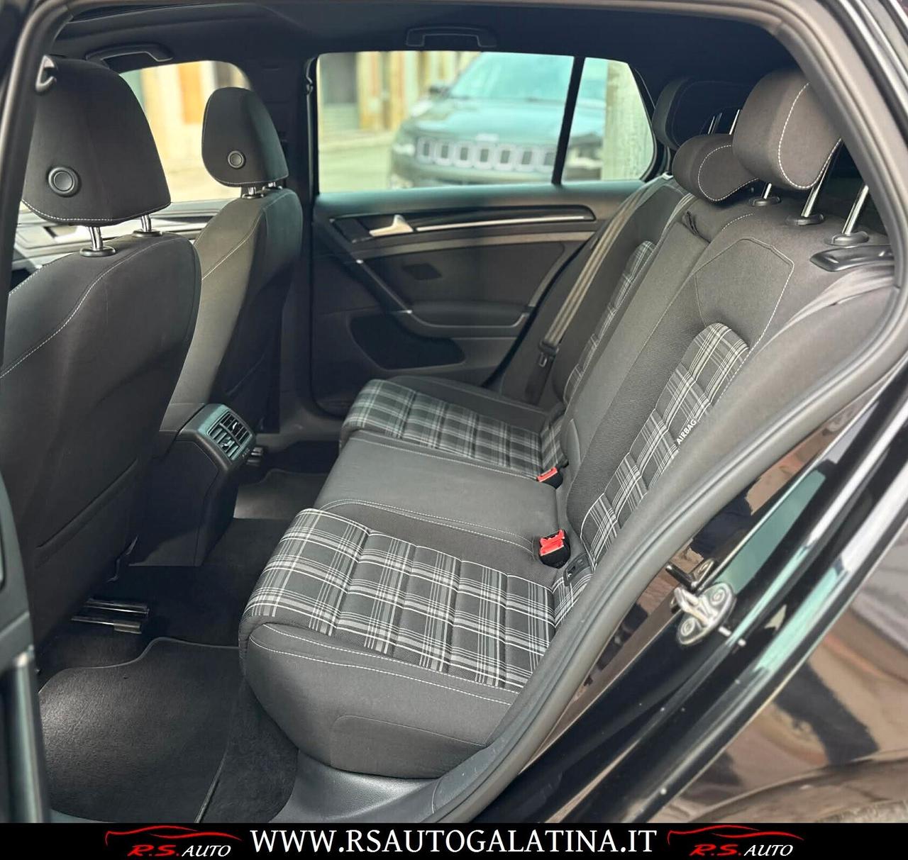 Volkswagen Golf GTD 2.0 TDI DSG 5p.