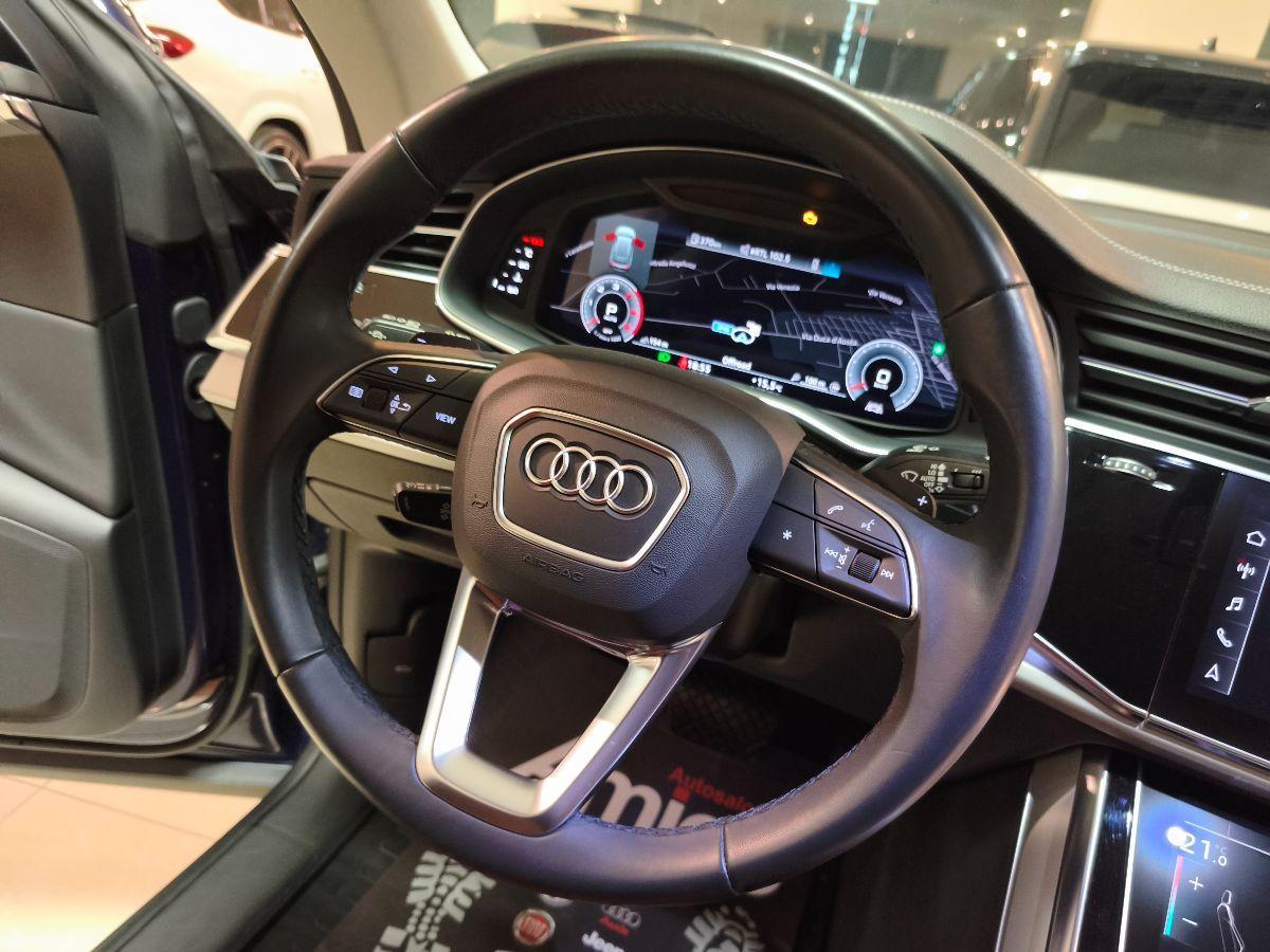 AUDI Q8 50 TDI 286 CV quattro S-LINE