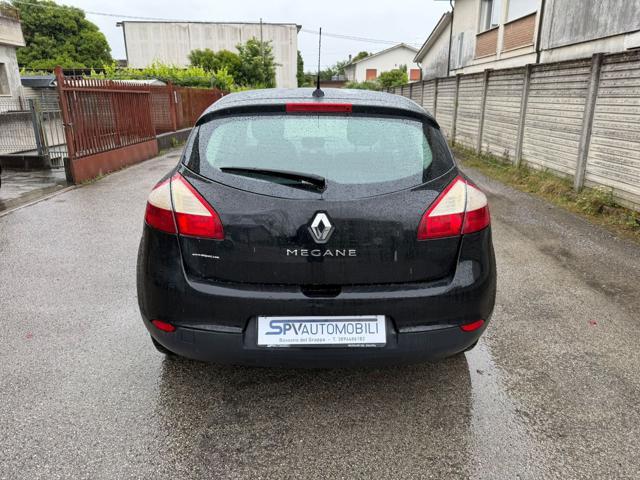 RENAULT Megane Mégane BENZINA 164000 KM