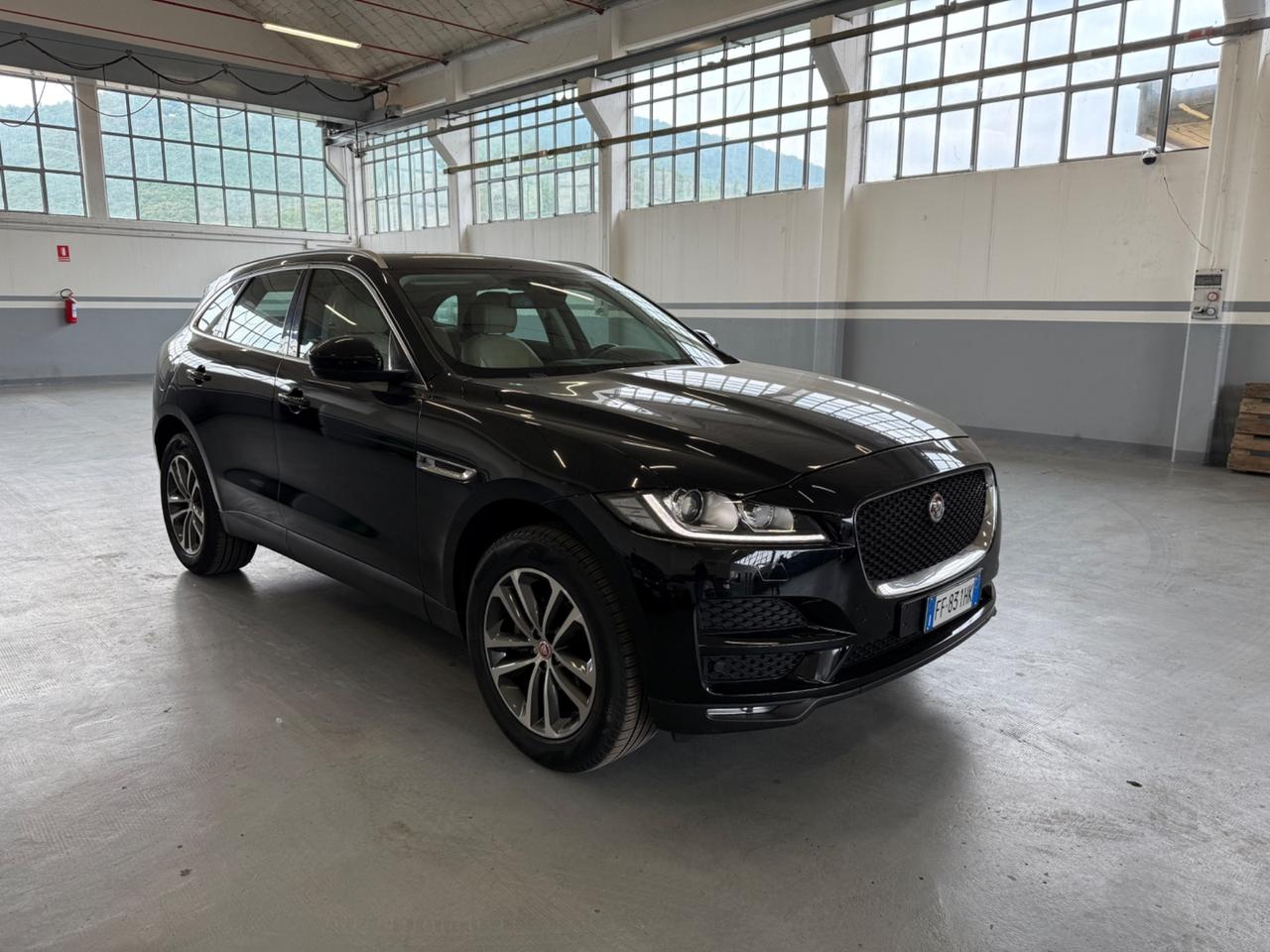 Jaguar F-Pace 2.0 D 180 CV 2016 euro6