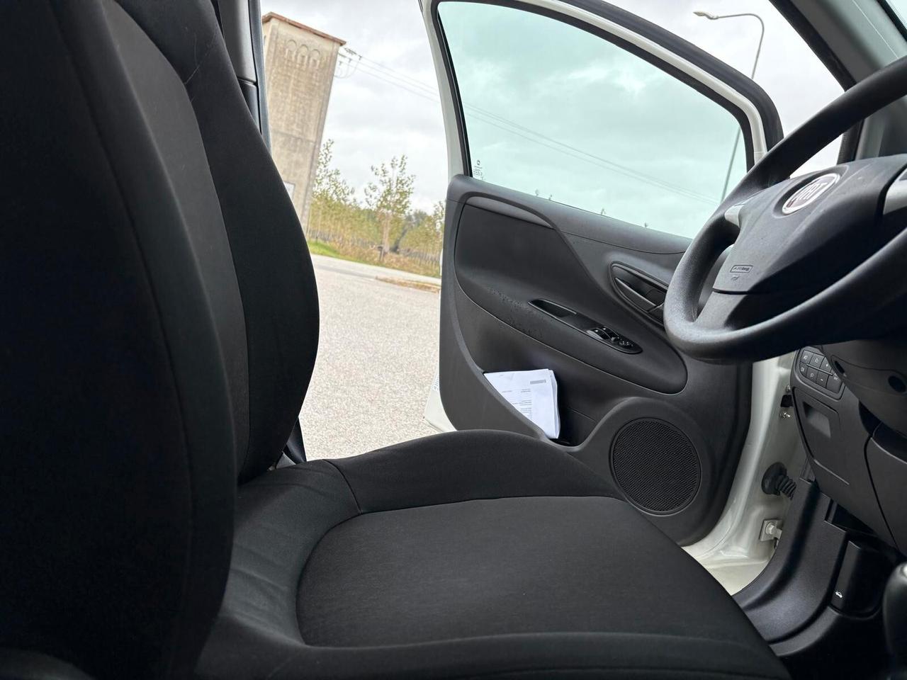 Fiat Punto STREET 1.2 8V 5 porte UNICO PR.