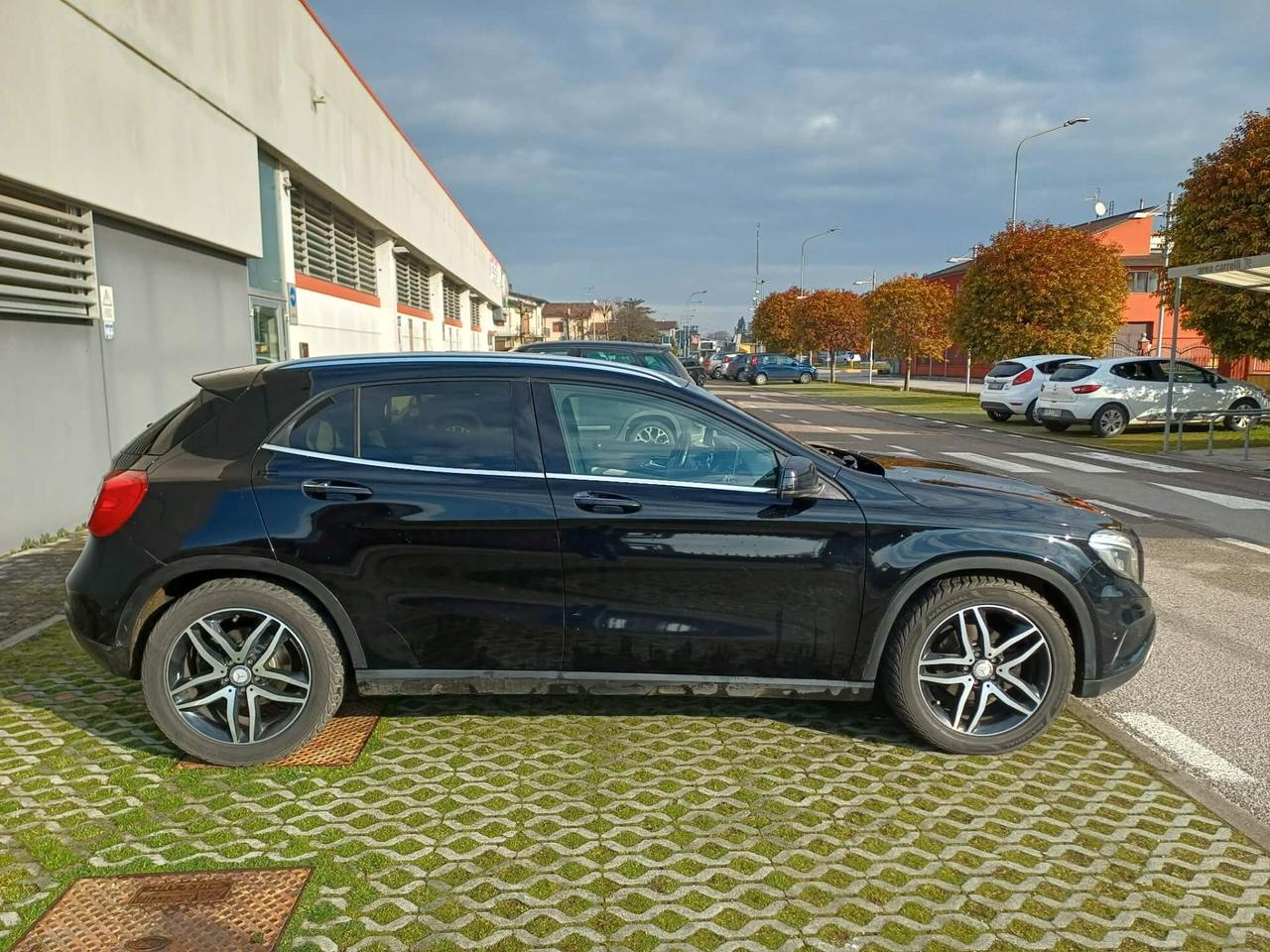 Mercedes-benz GLA 200 d Automatic 4Matic Premium