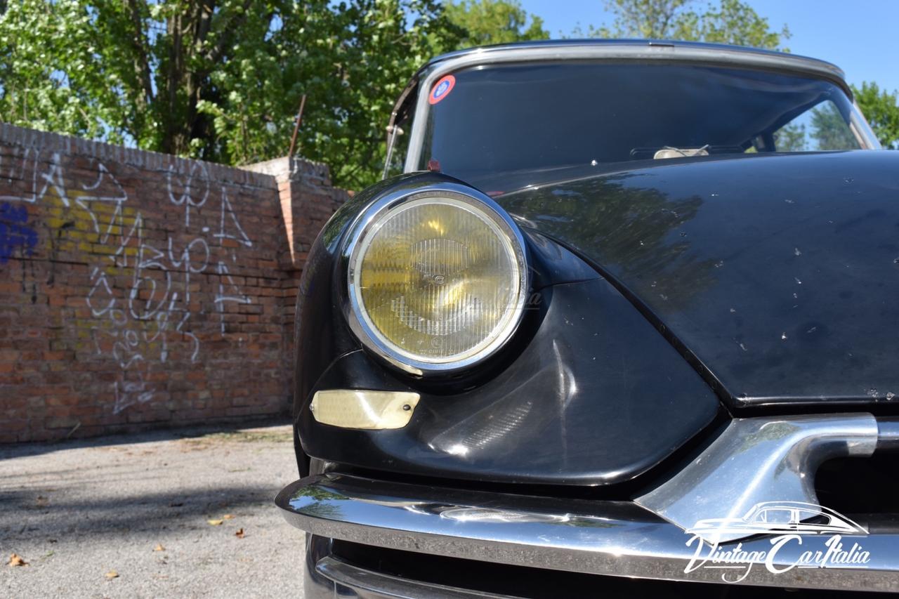 Citroen DS Prefecture