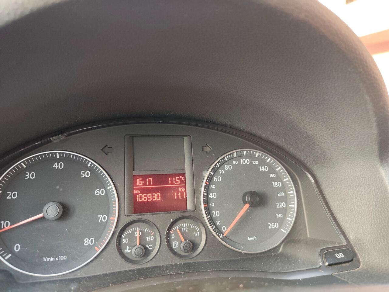 Volkswagen Golf 5 1.6 Benz 1 proprietario