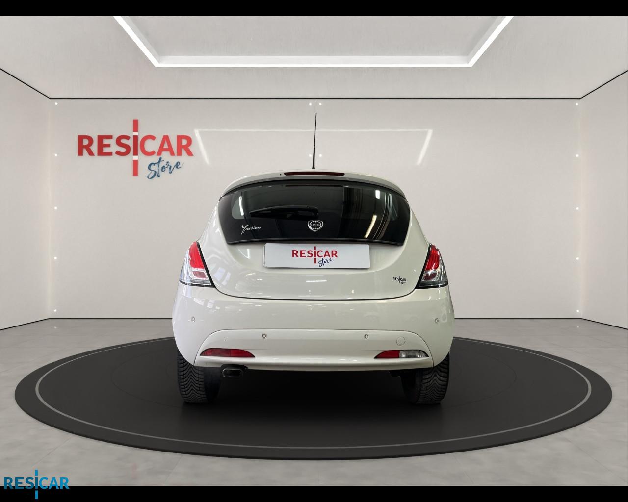 LANCIA Ypsilon 1.2 Gold ecochic Gpl 69cv IDONEA NEOPATENTATO