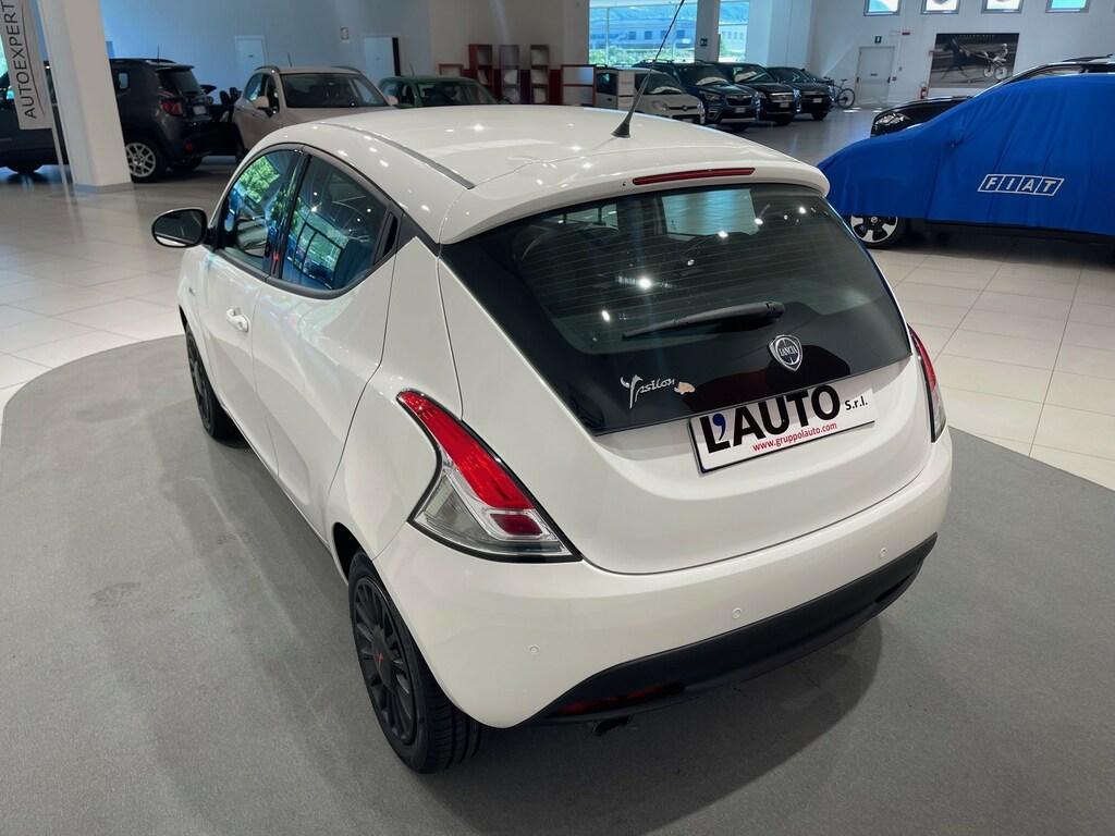 Lancia Ypsilon 1.2 8v Elefantino 69cv my14