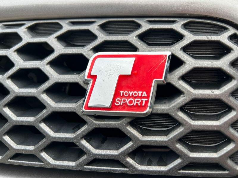 Toyota Yaris 1.5i 16V cat 3 porte T Sport