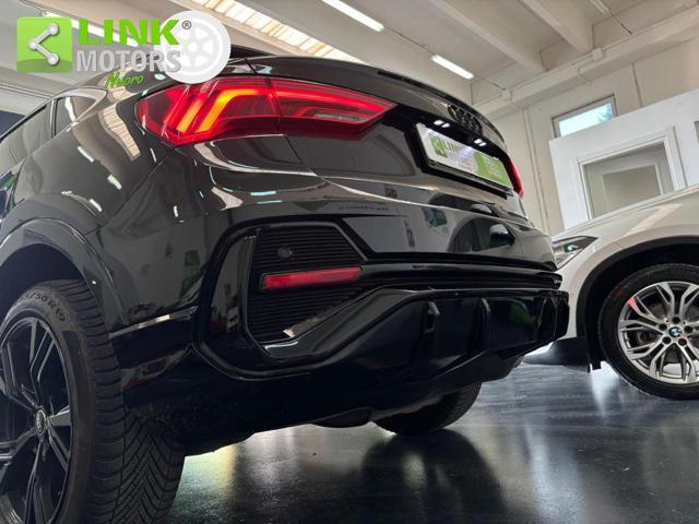 AUDI Q3 35 TDI quattro S tronic S line Identity black