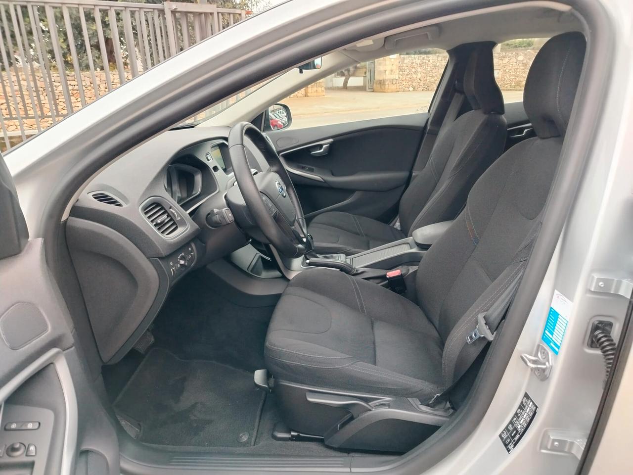 Volvo V40 D2 Momentum