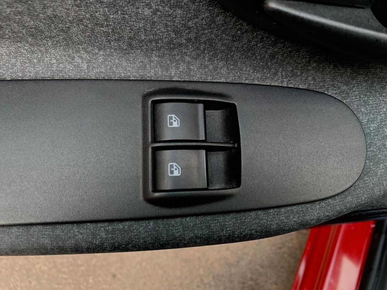 Lancia Ypsilon 1.2 69 CV 5 porte Elefantino Blu