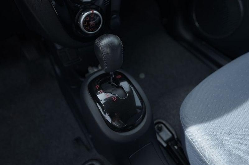 Peugeot iOn Active 49kW my13