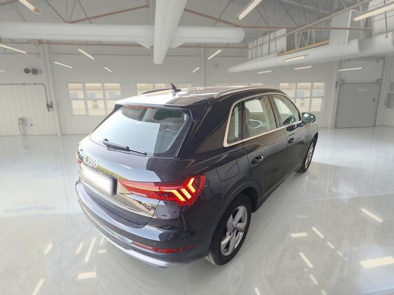 AUDI Q3 35 TDI S TRONIC BUSINESS ADVANCED SUV