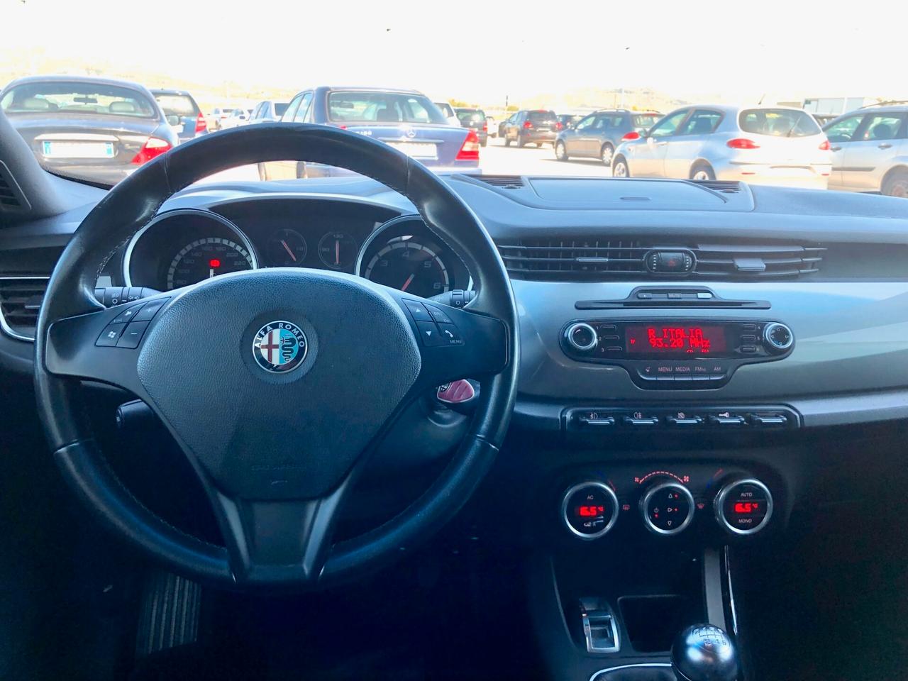 ALFA ROMEO GIULIETTA 2.0 JTDM-2 140 CV DISTINCTIVE