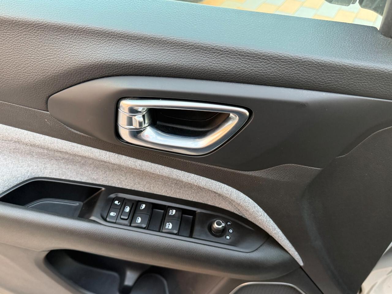 Jeep Compass 2WD 1.6 M.JET 130 cv. BUSINESS (UNav)