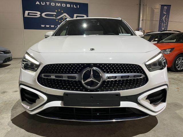MERCEDES-BENZ GLA 200 d Autom. AMG Premium Plus LED MULTICOL/TELEC PARK