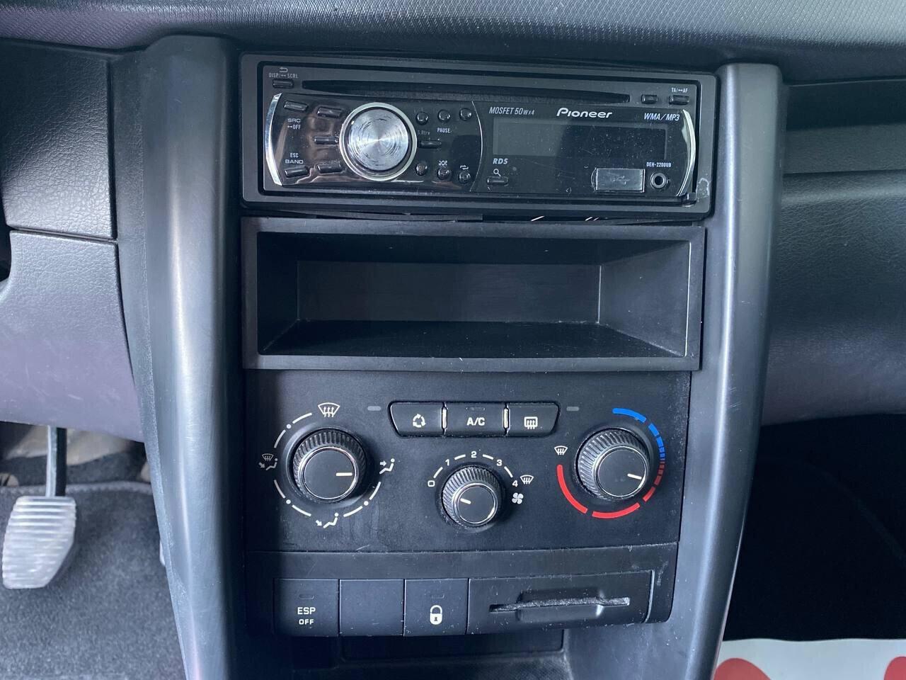 Peugeot 207 - 1.4 | 95CV
