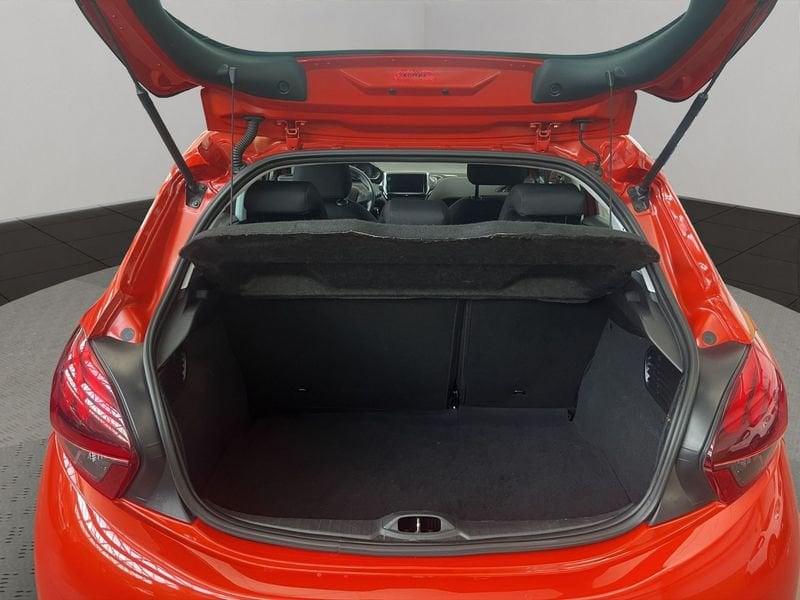 Peugeot 208 208 5p 1.2 puretech Active 82cv