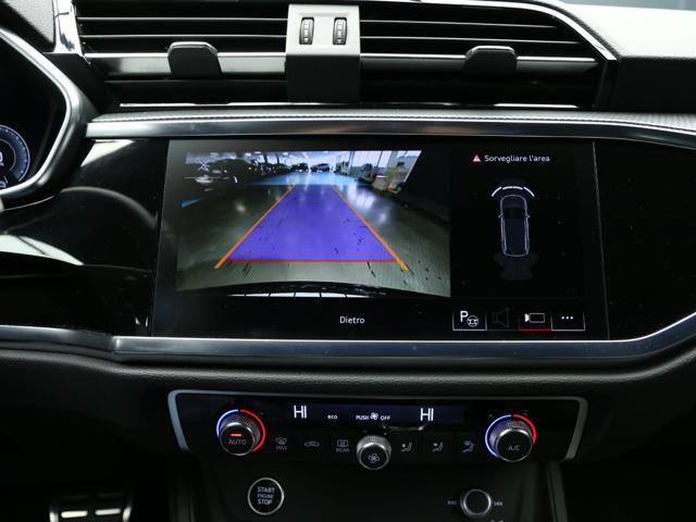 AUDI Q3 35 TDI S tronic Identity Black