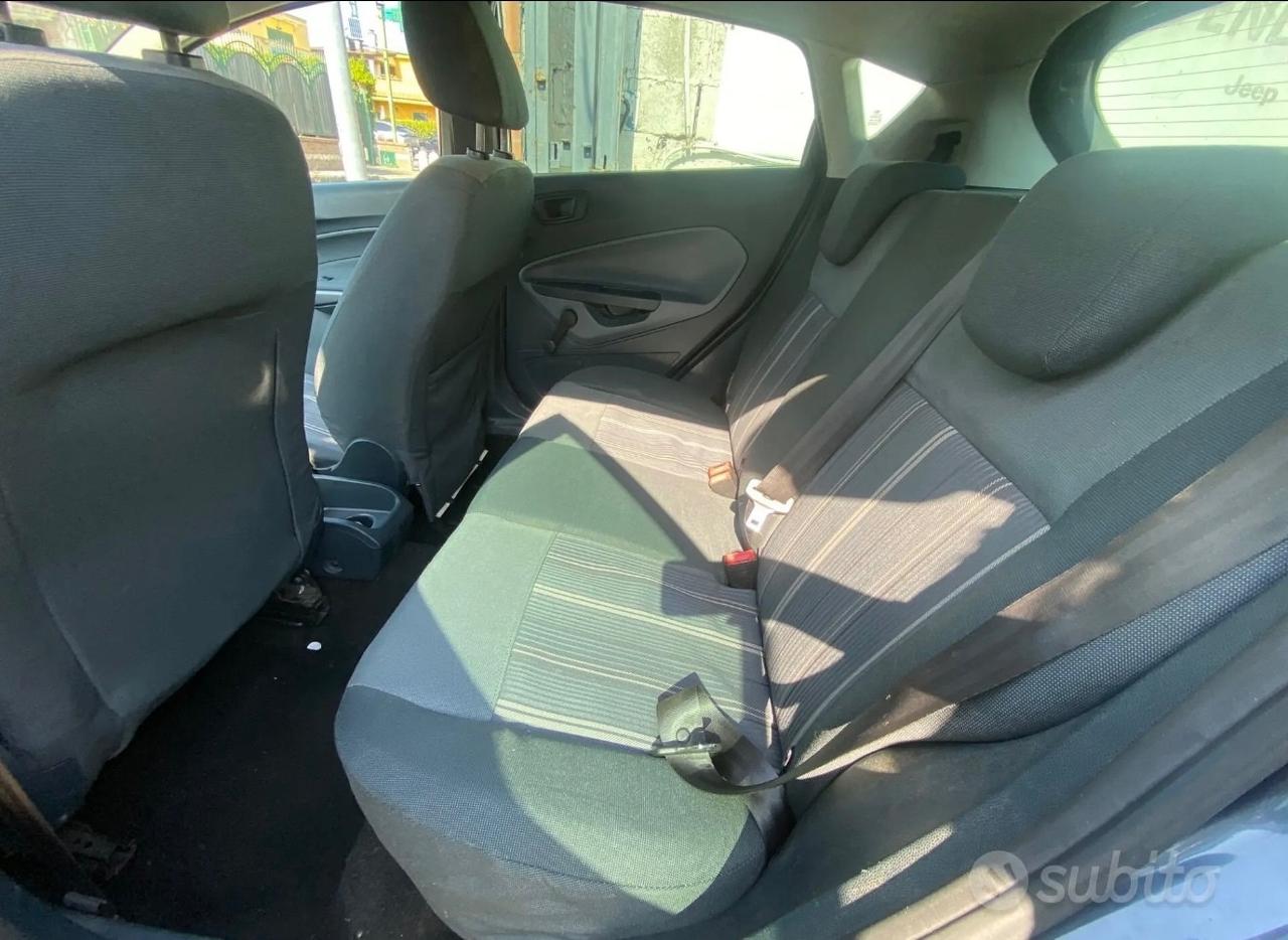 Ford Fiesta Fiesta+ 1.4 TDCi 68CV 5 porte anno 2010