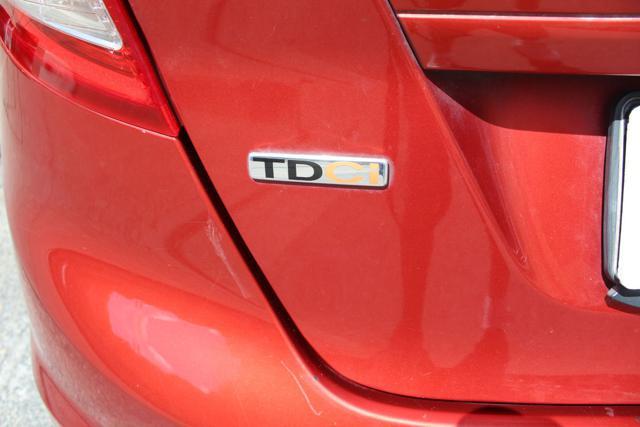 FORD Fiesta + 1.4 TDCi 68CV 3 porte U. Proprietario Neopat.