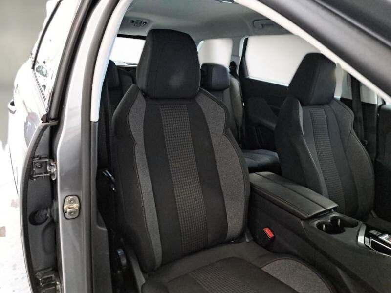 PEUGEOT 5008 2ª serie 5008 BlueHDi 130 S&S EAT...