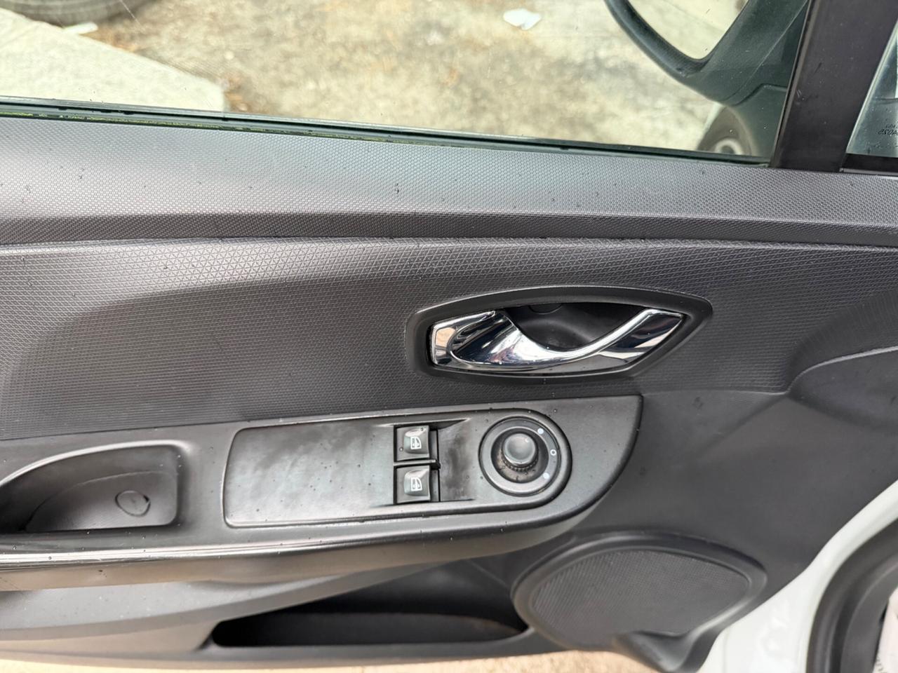 Renault Clio 1.2 75CV 5 porte Live