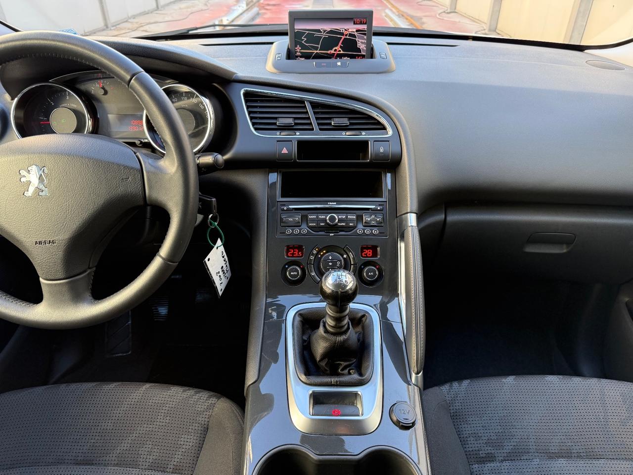 Peugeot 3008 1.6 HDi 115CV Business