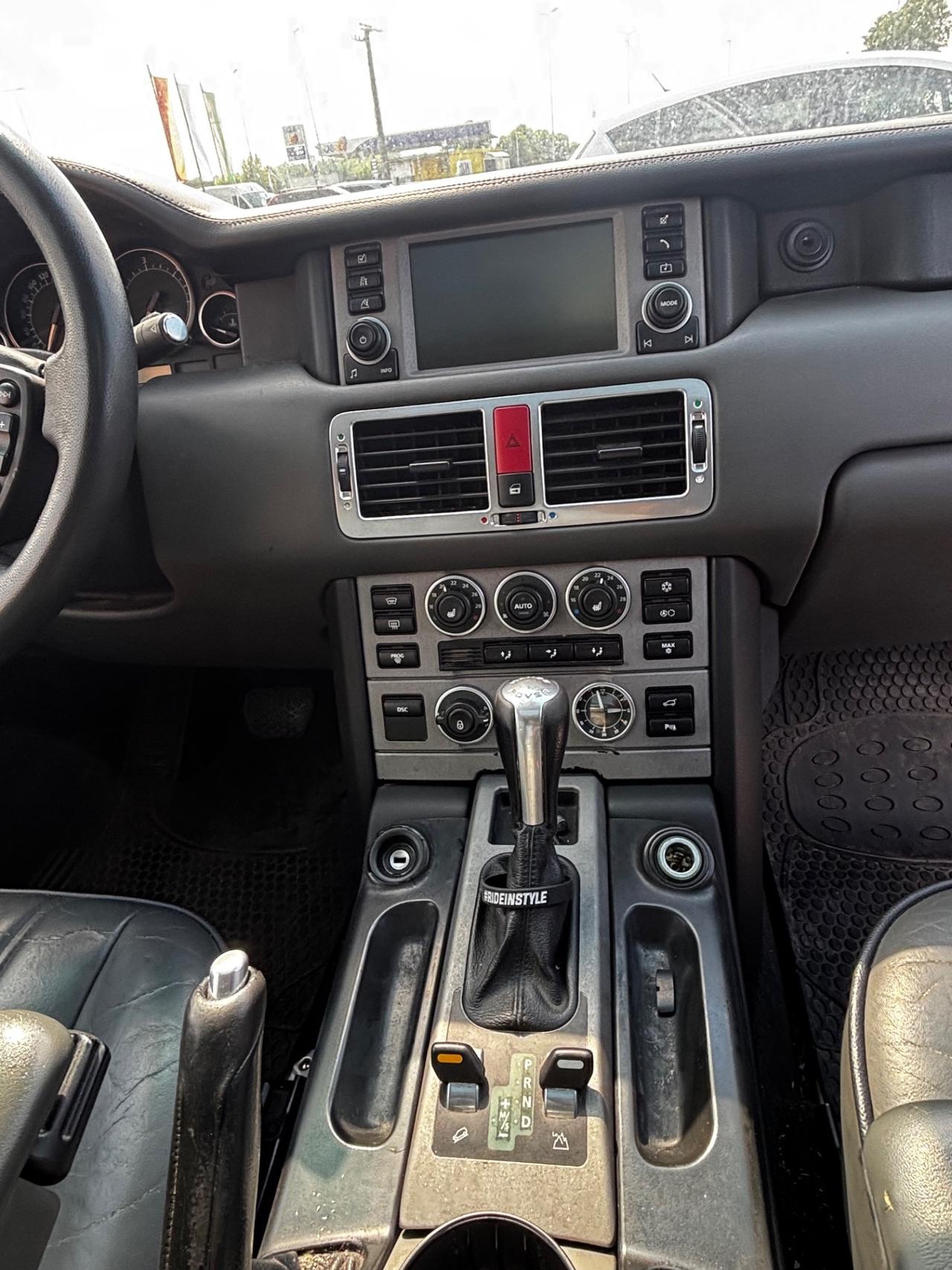 Land Rover Range 3.0 Td6 Vogue Foundry