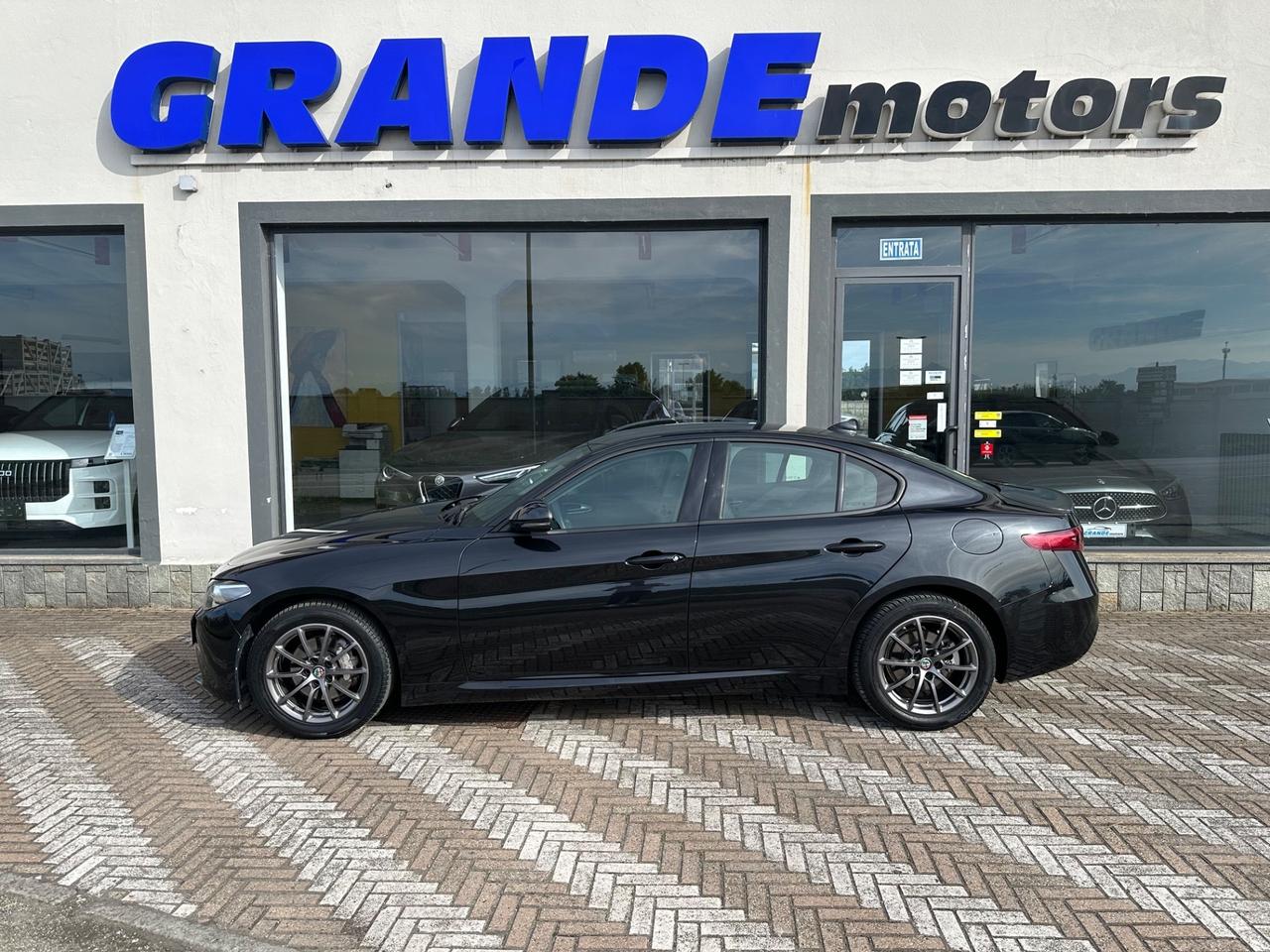 Alfa Romeo Giulia 2.0 Turbo 200 CV AT8 Business *NO VINCOLI*