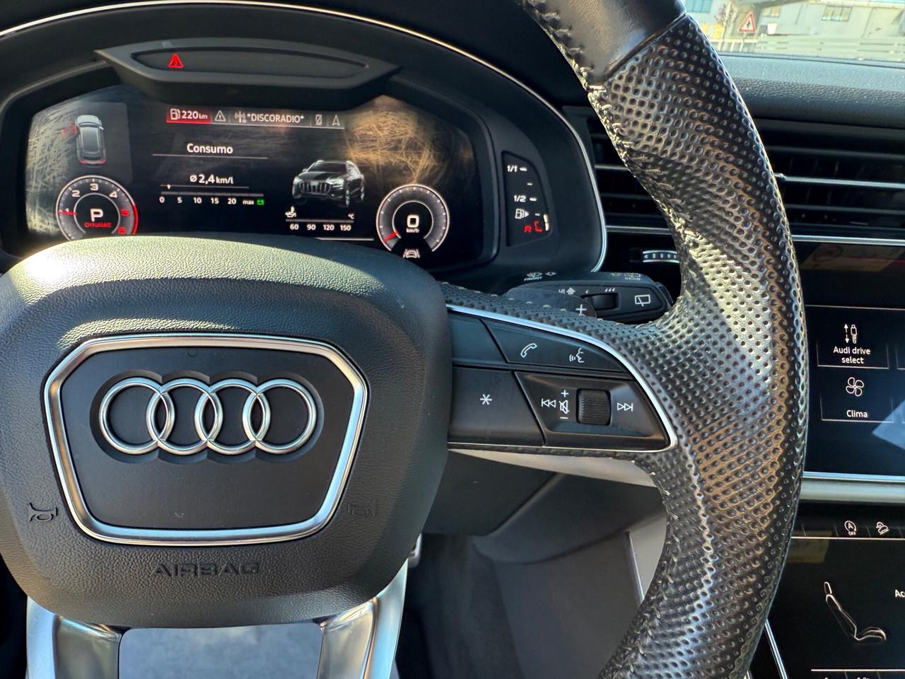 Audi Q8 50 TDI 286 CV quattro tiptronic Sport